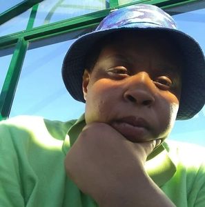 Meet your Posher, Toni